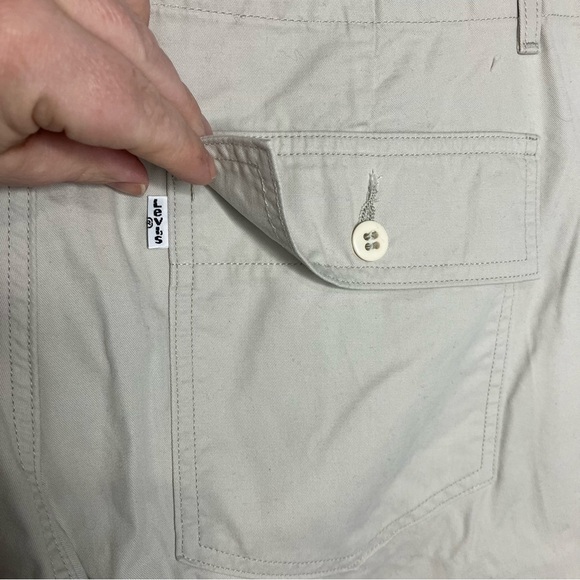 Levi’s Y2K khaki pants size 30 - Picture 4 of 9